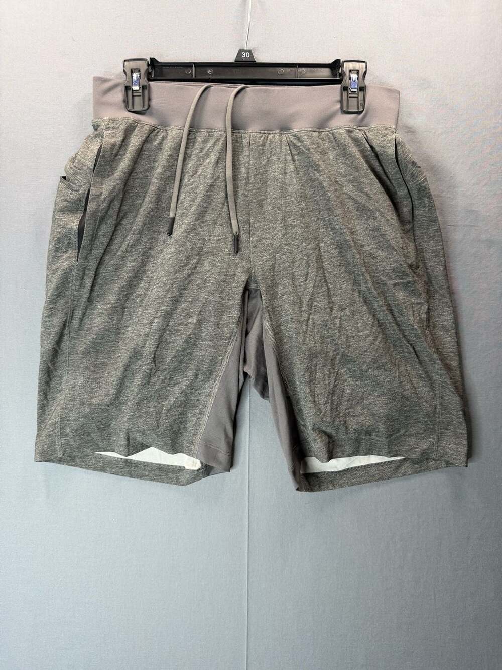 Lululemon License to Train Short Size M Gray Athletic Shorts Running